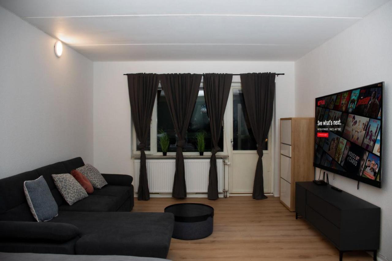 Entire Apartment Malmo 2 Bedrooms-Tv Lounge-Balcony 外观 照片